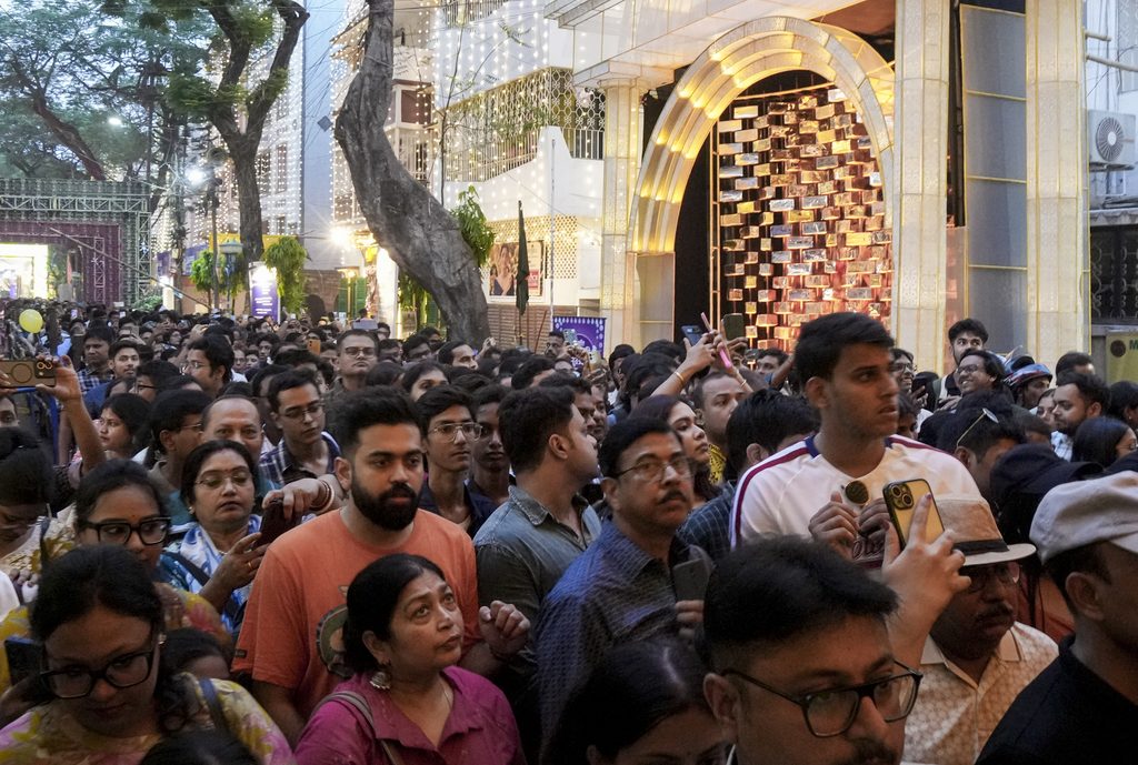 Crowd gathered outside during Kolkata stampede incident, police custody of accused reported.