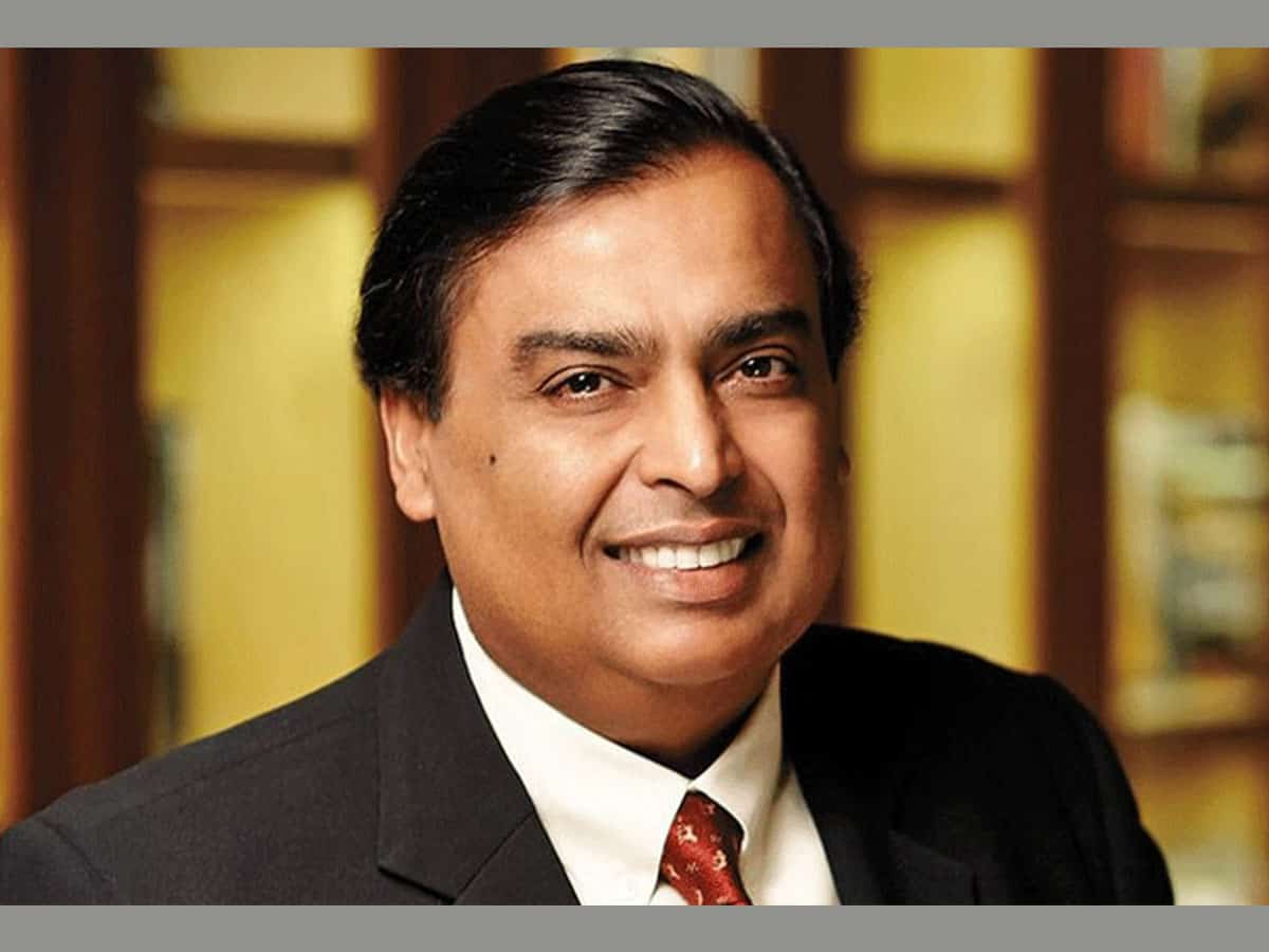 Top 10 richest persons in the world: Mukesh Ambani loses spot in the list