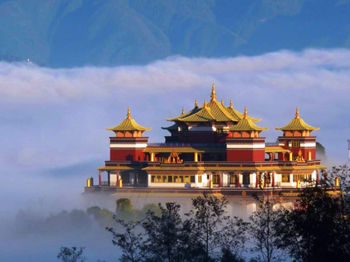 IRCTC के साथ कीजिए काठमांडू और पोखरा की यात्रा! जानें टूर पैकेज की पूरी ...