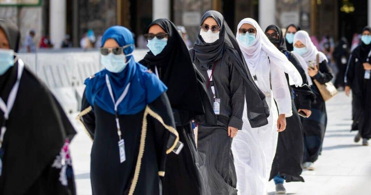 In a first, women cops to police Hajj pilgrims