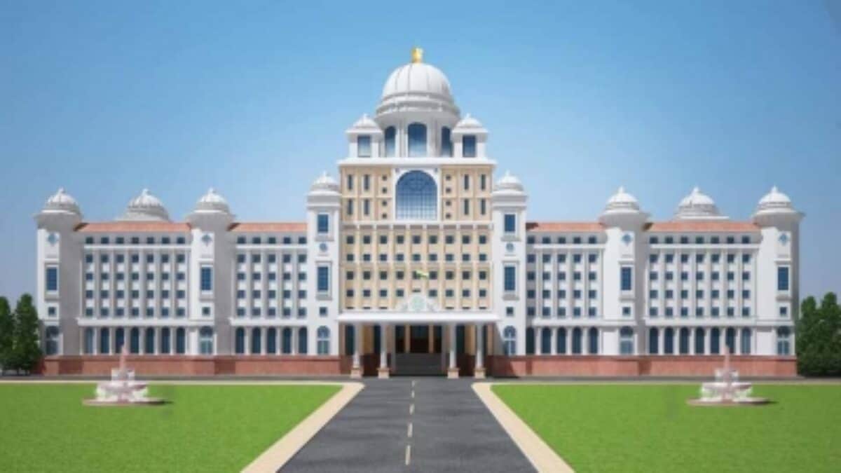 https://cdn.siasat.com/wp-content/uploads/2020/08/Telanganas-new-Secretariat-design-looks-more-like-Mosque-BJP-1200x675.jpg