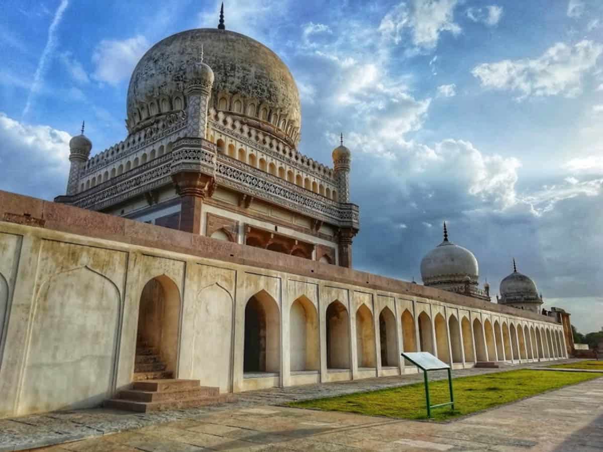 Qutub Shahi Tombs Historical Places In Hyderabad