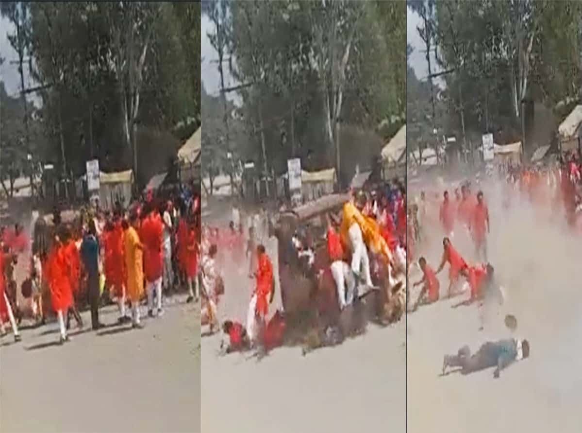 Chhattisgarh: 1 dead, 20 injured after speeding car rams into Durga idol immersion procession