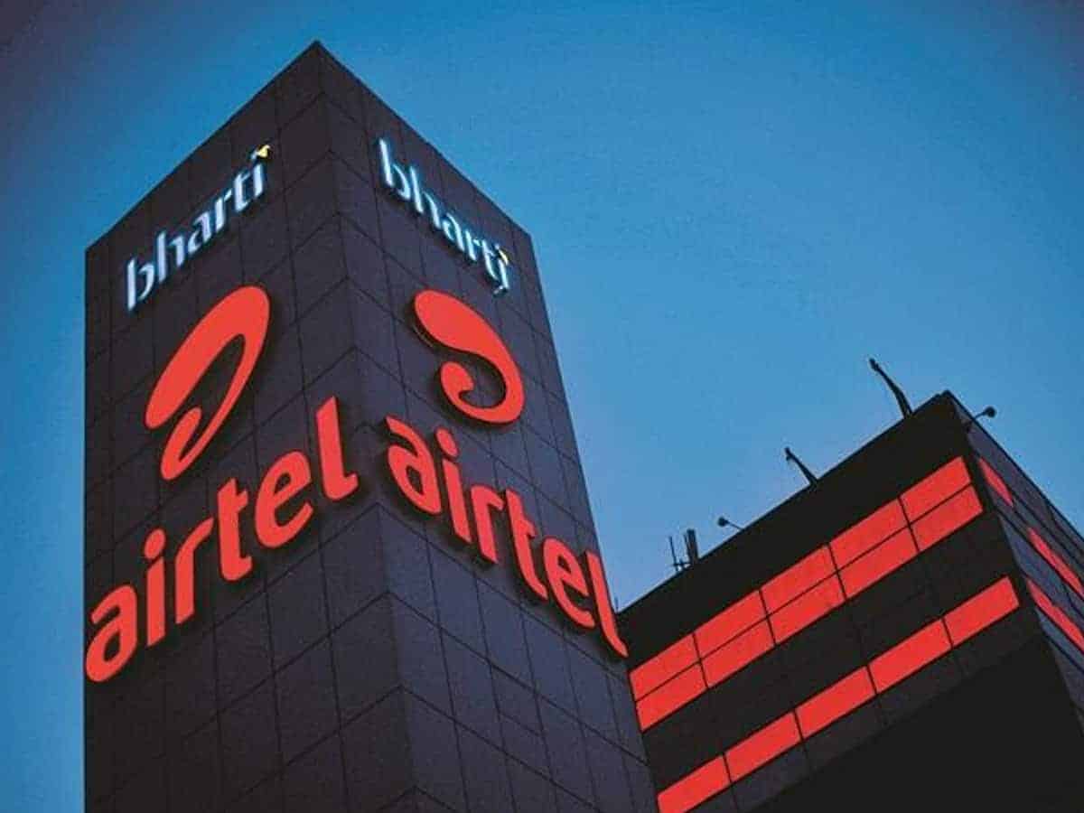 google to invest usd 1 bn in airtel; to buy 1.28 pc stake for usd 700 mn