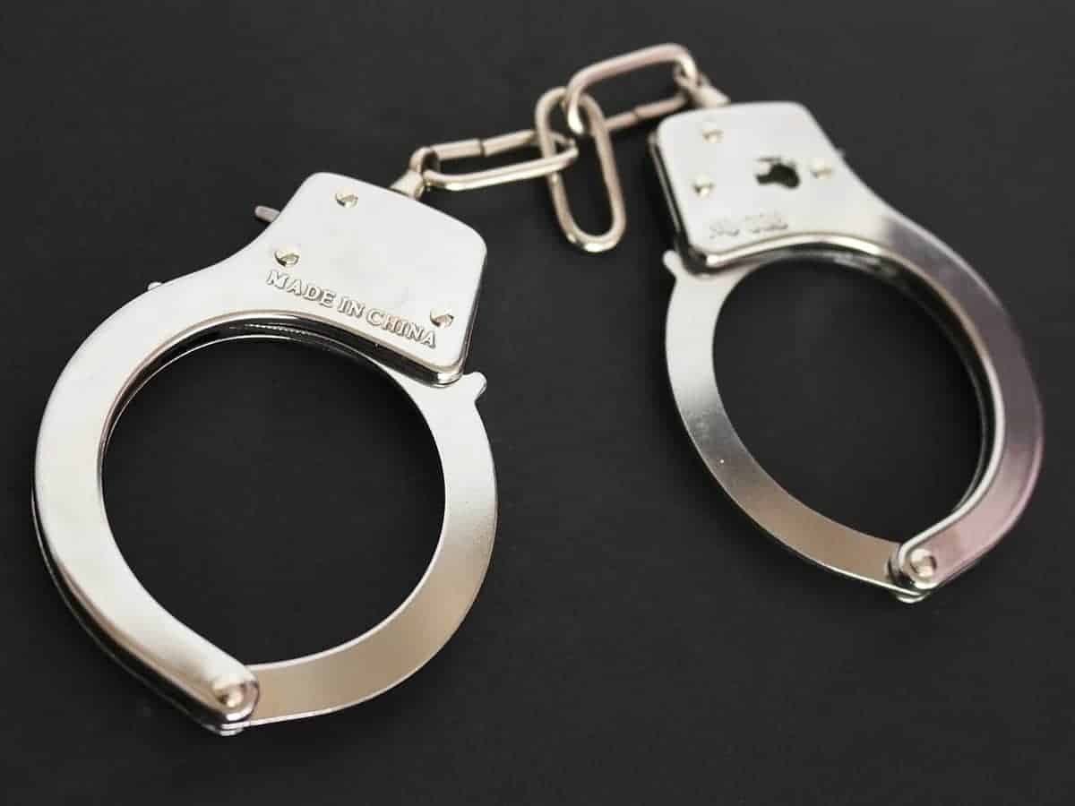 Hyderabad: 2 interstate drug peddlers nabbed; 3 kg ganja seized