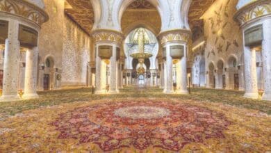UAE's Sheikh Zayed Grand Mosque has the largest carpet