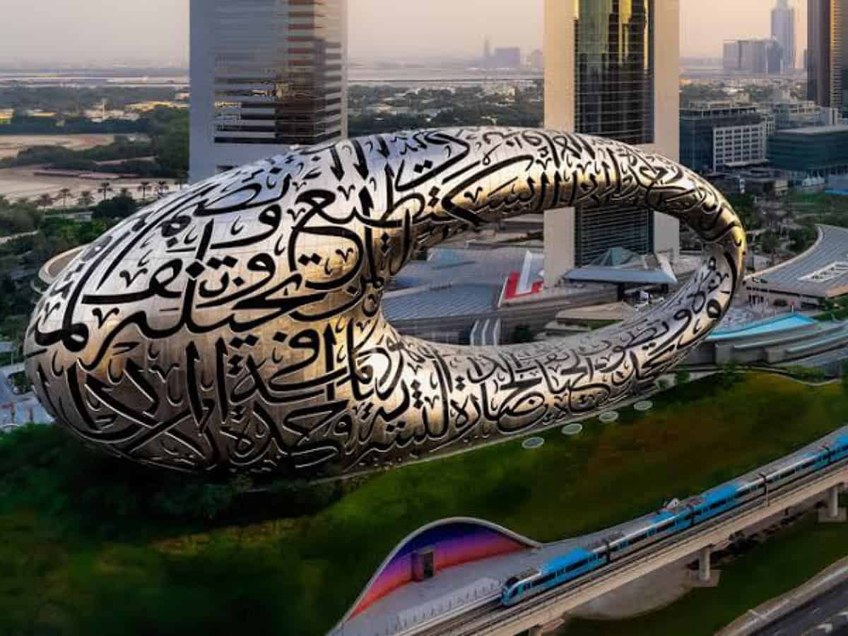 World's most beautiful, futuristic building in Dubai