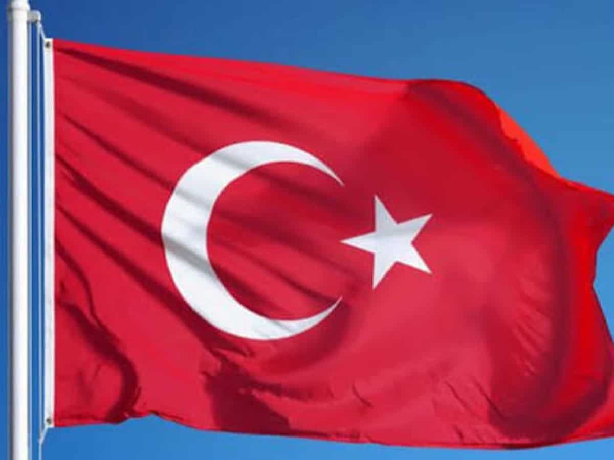 Türkiye, güçlü aktivite nedeniyle turizm hedeflerini düşürdü