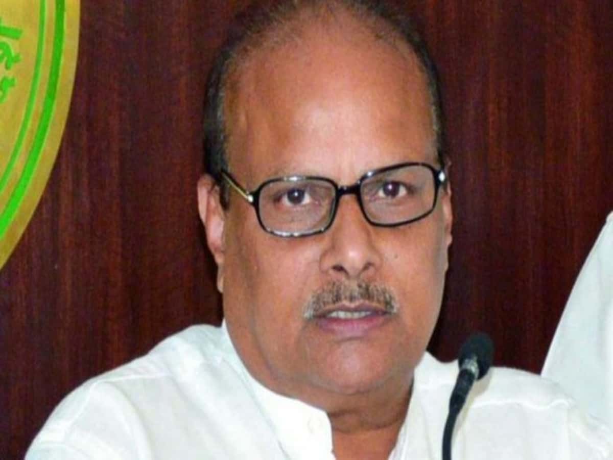 TDP ridicules YSRCP leaders for contradictory reaction to Union budget