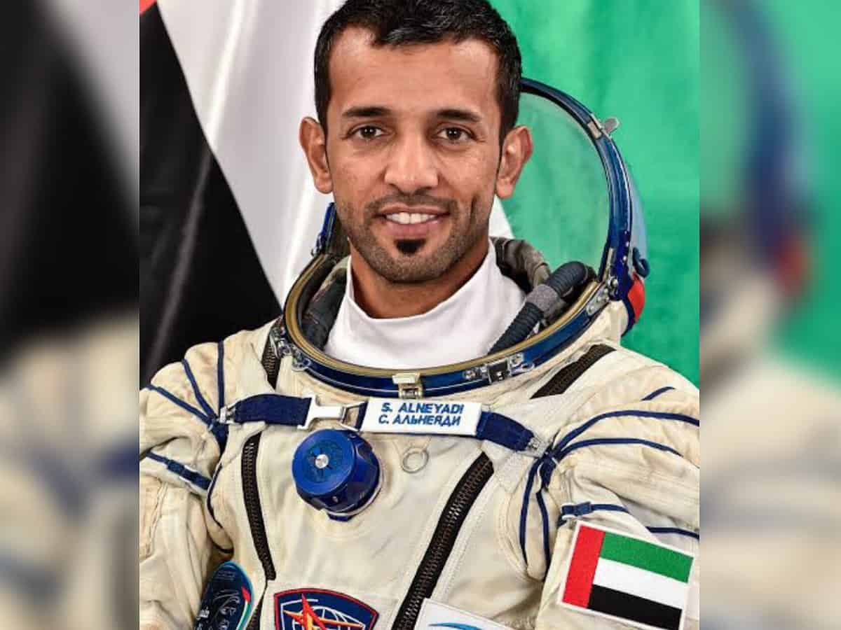 رائد الفضاء الإماراتي سلطان النيادي يكمل التدريب النهائي قبل مهمة المحطة الفضائية الدولية التي تستغرق 6 أشهر
