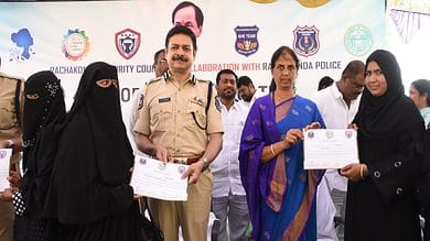 Hyderabad: Edu min donates sewing machines to women in Pahadi Sharif