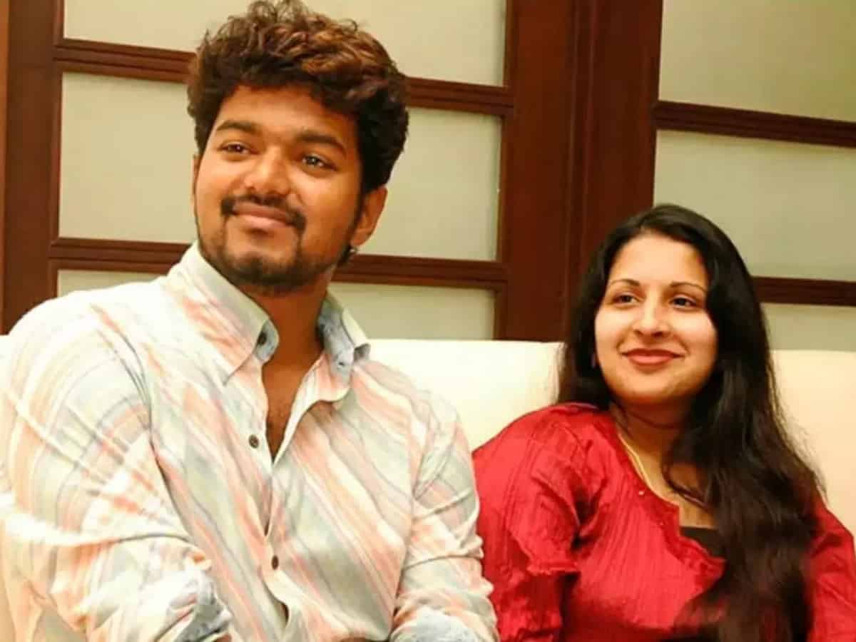 Thalapathy Vijay heading for divorce? Read viral reports here