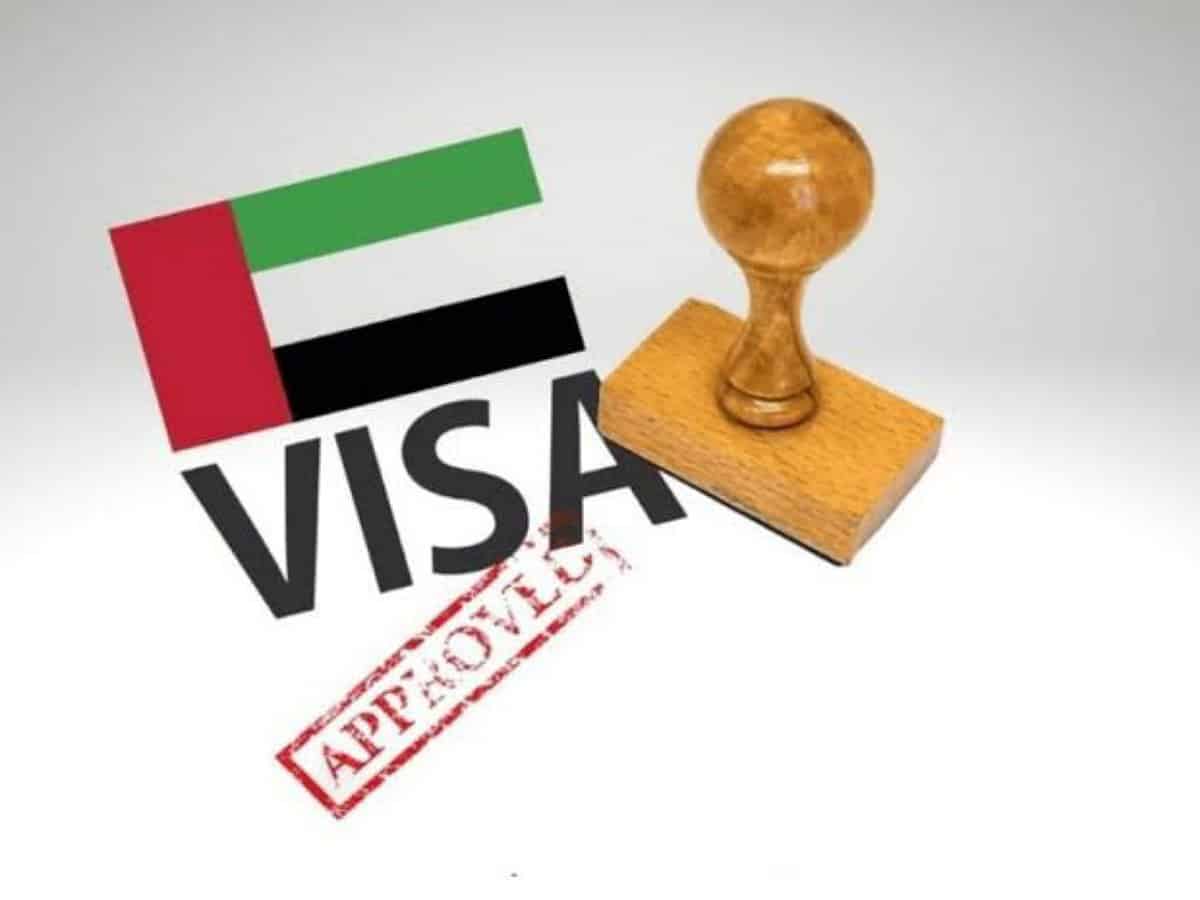 UAE updates 15 services of visa, entry permits