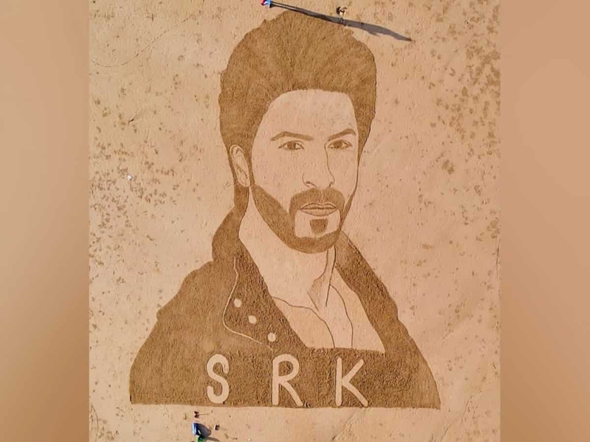 Drawing Paper Pencil Sketch Of Shahrukh Khan Size A3 Size
