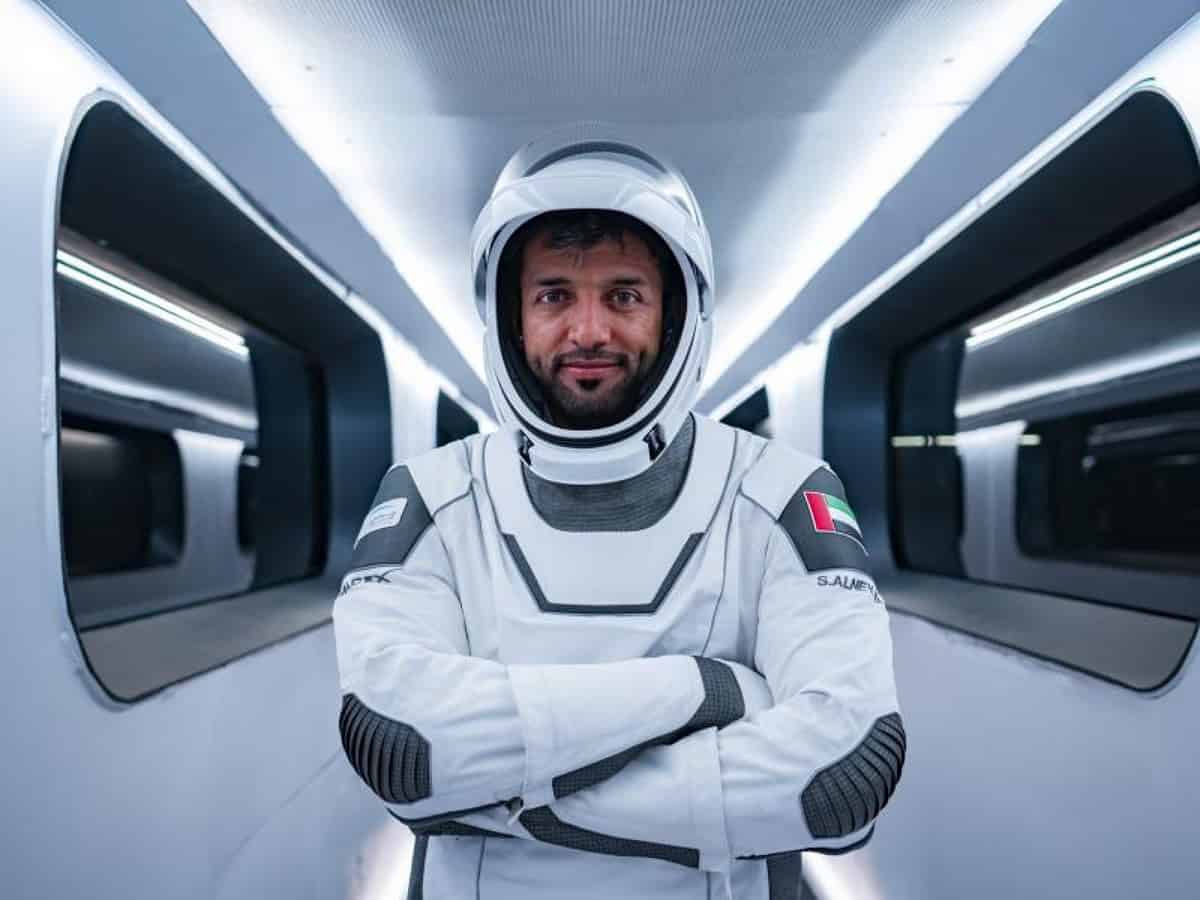 سيكون رائد الفضاء الإماراتي سلطان النيادي أول عربي يمشي في الفضاء