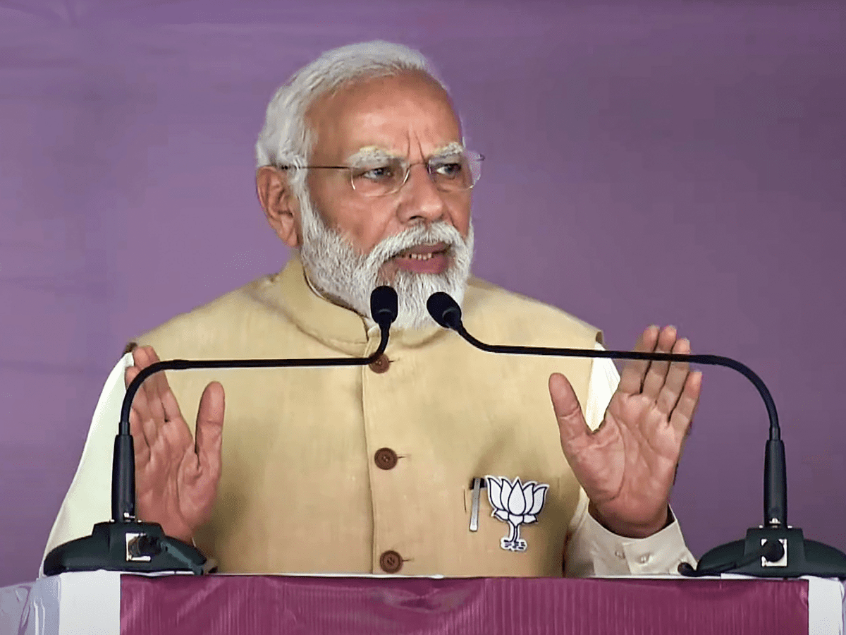 PM Modi slams Congress and JD-S over ‘family politics’