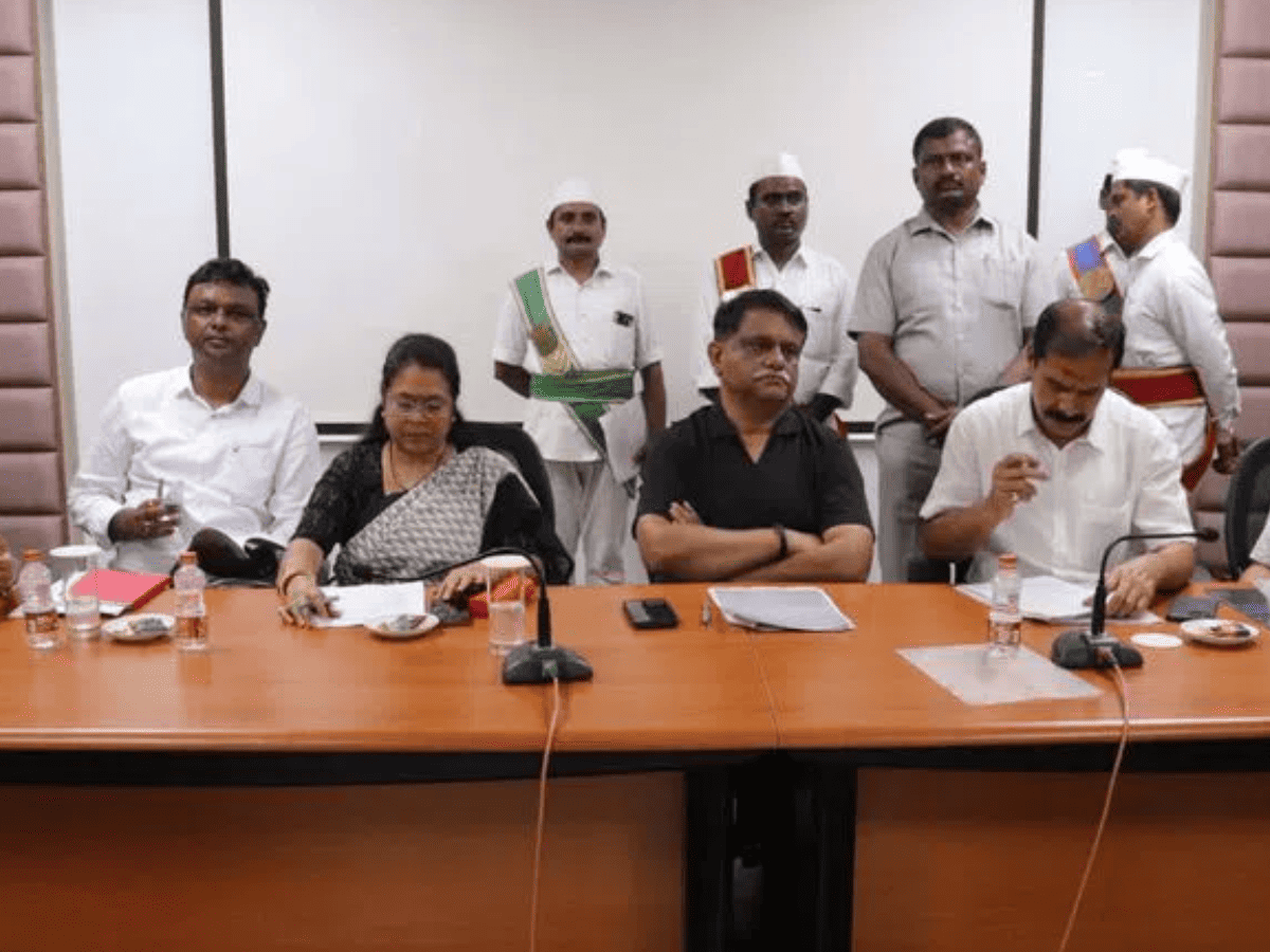 Telangana: Municipal officials ordered to ensure water supply under GWMC