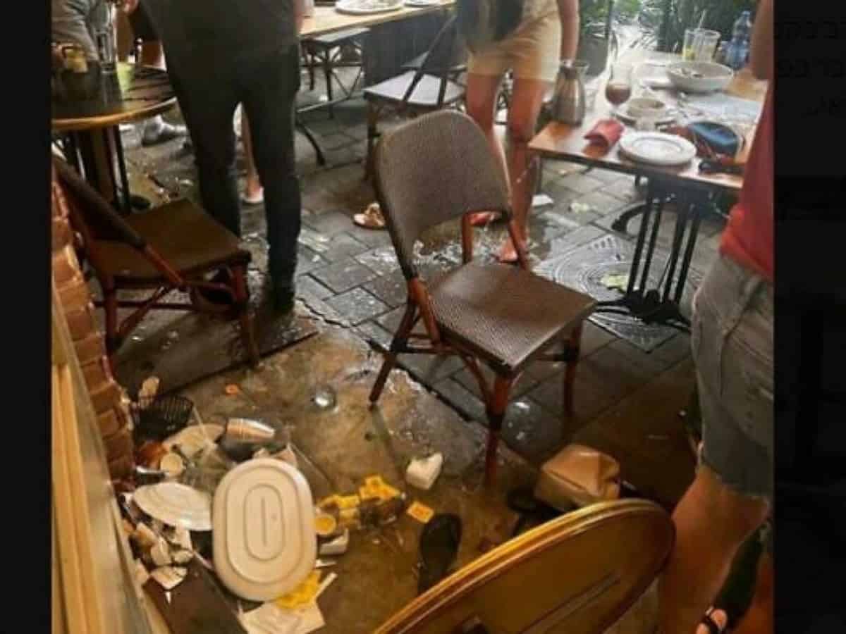 Woman’s scream for cockroach creates mayhem in Tel Aviv cafe