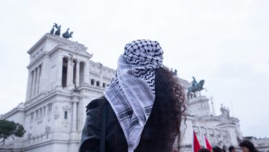 Berlin bans Palestinian keffiyeh in schools