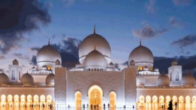 Abu Dhabi's Sheikh Zayed Grand Mosque launches night tours