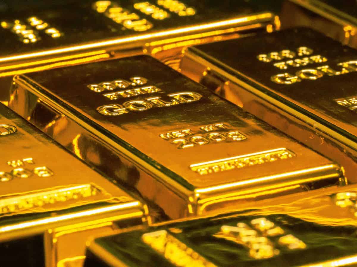 Gold slips Rs 100; silver declines Rs 400