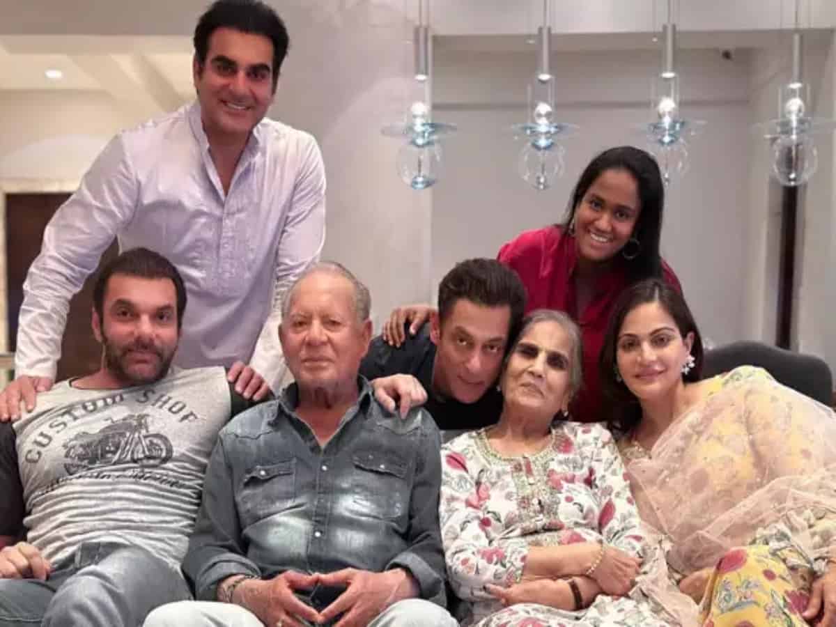 Salman Khan and his family quitting Galaxy Apartments soon?