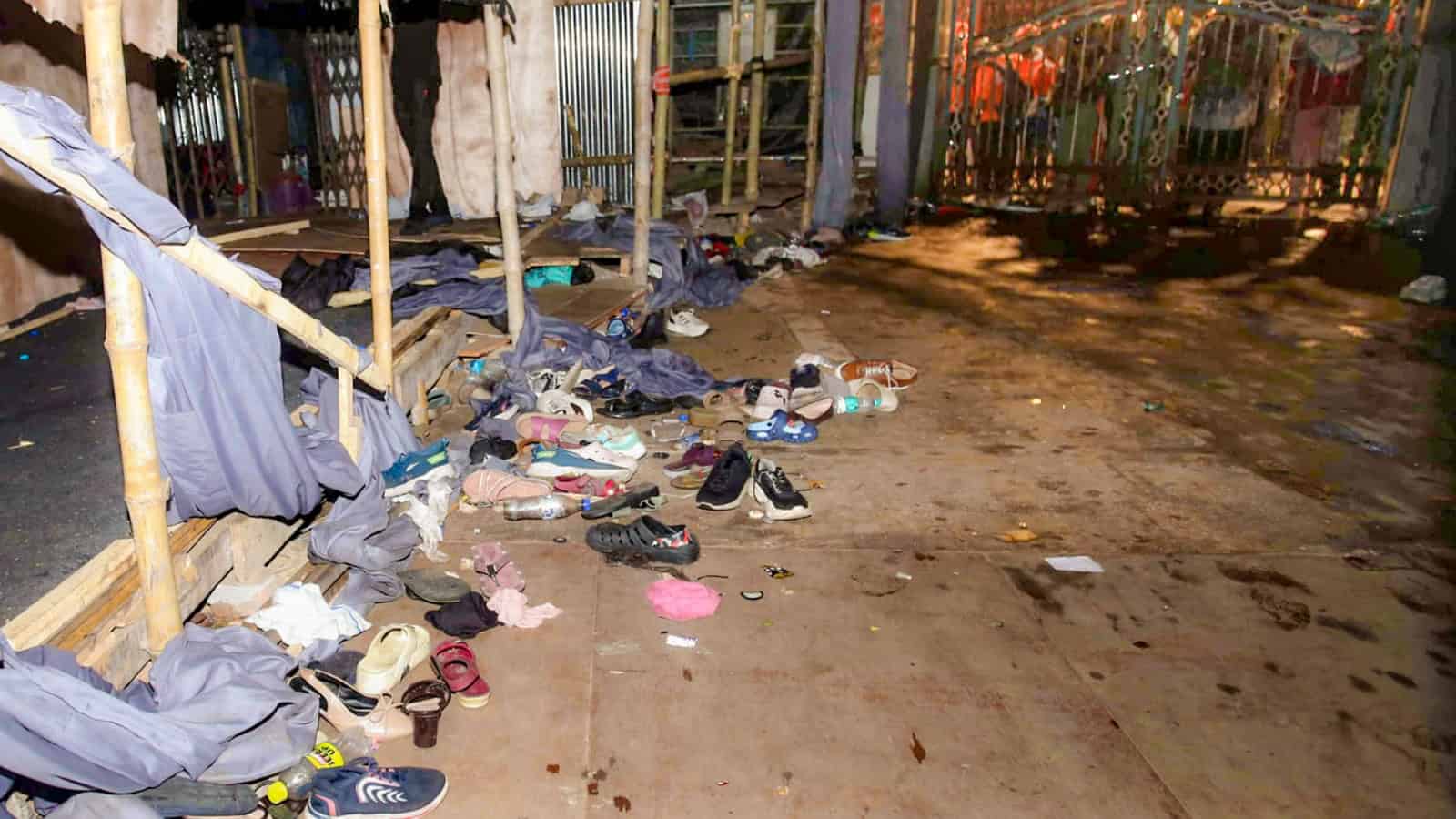 Narrow gates, rain, dark lane: How the Kolkata stampede unfolded