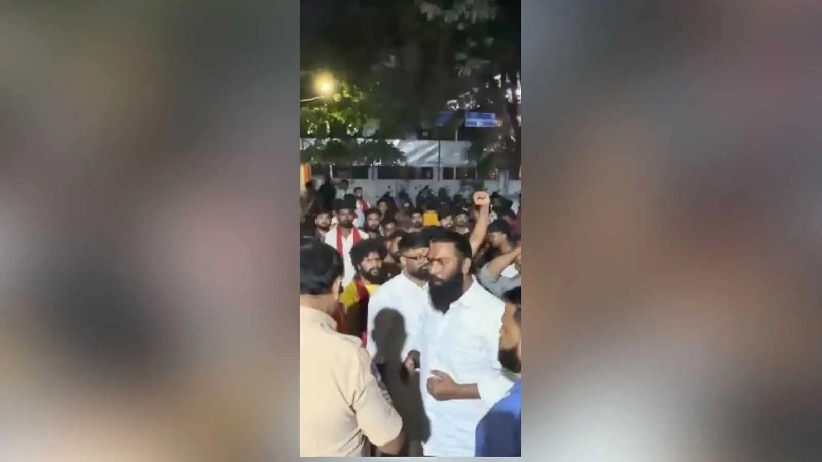 Right-wing activists target ‘non-Hindus’ at Begumpet dandiya